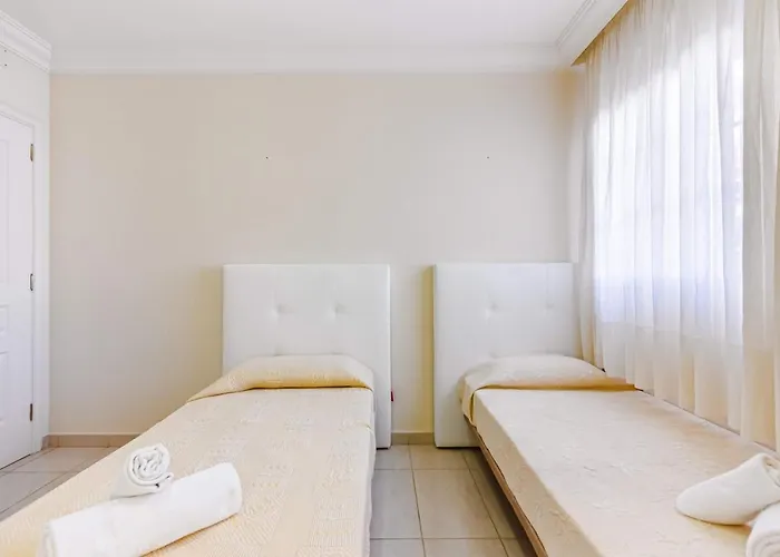 Terrazas Del Duque 3a001 Apartamento *